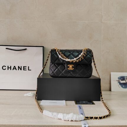 CHANEL